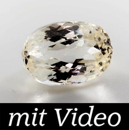 Hiddenit mit 7.12 Ct