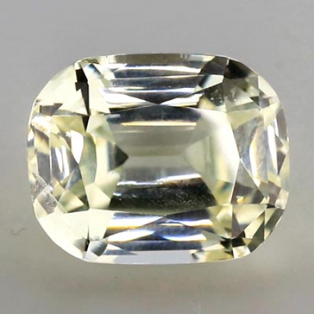 Hiddenit mit 13.67 Ct