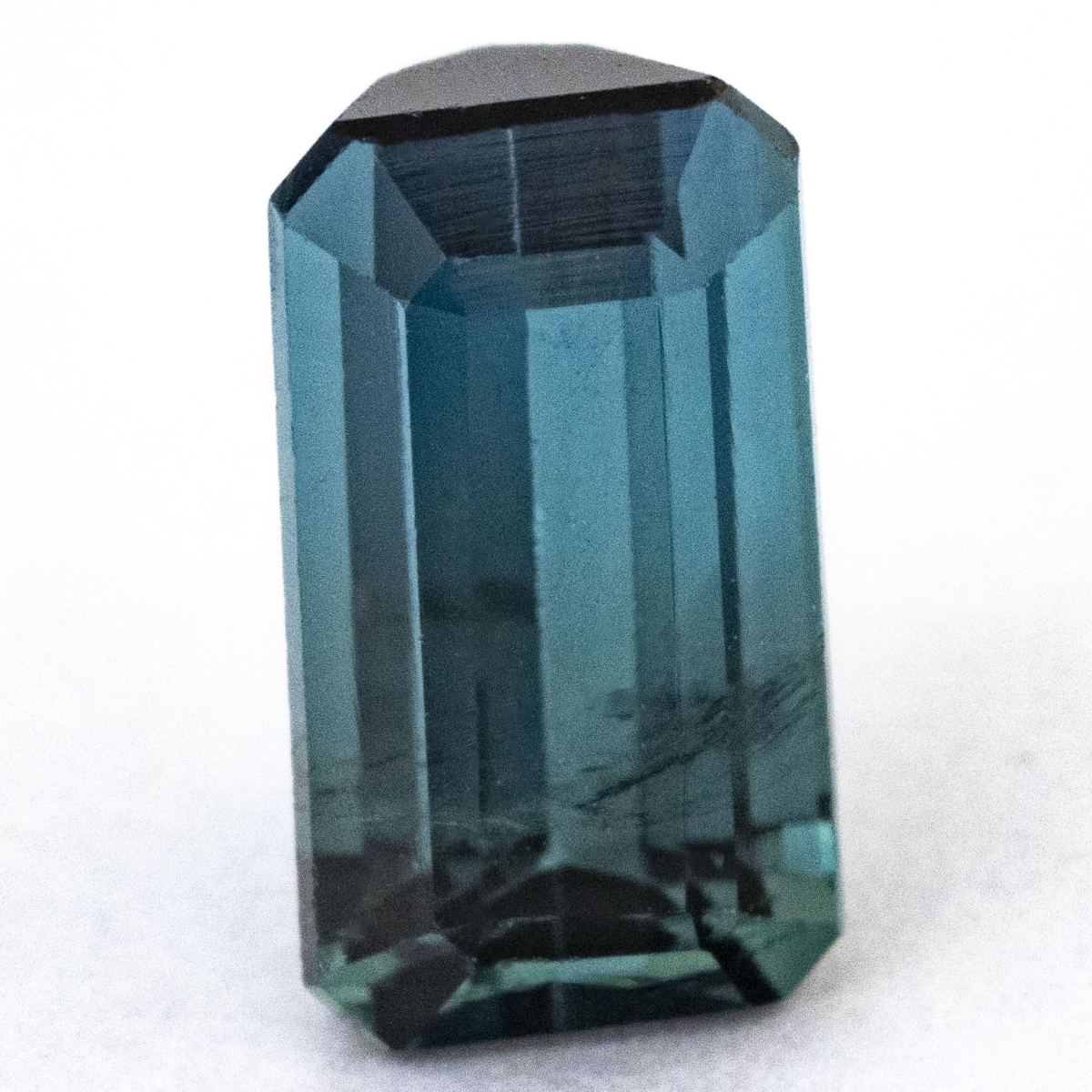 Indigolith mit 1.12 Ct
