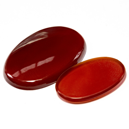 2 Karneole mit insgesamt 14.88 Ct