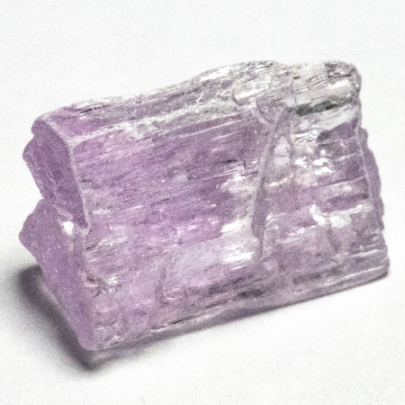 Kunzit Kristall mit 8.34 Ct