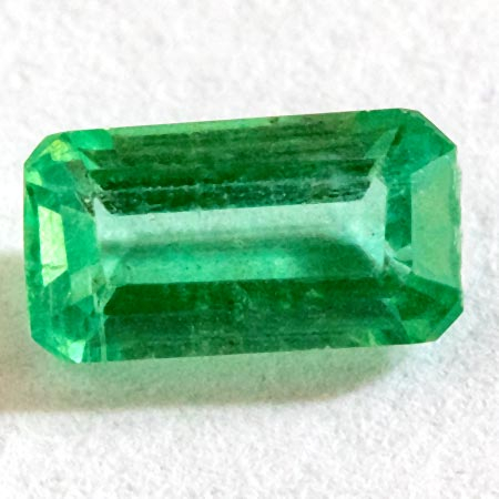 Grüner Kyanit 0.51 Ct, unbehandelt