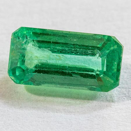 Grüner Kyanit 0.54 Ct, unbehandelt