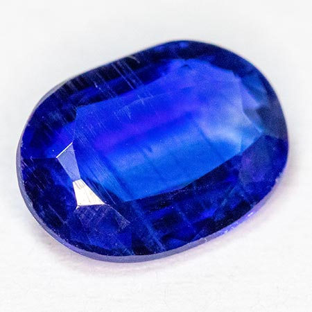 Saphirblauer Kyanit 1.46 Ct