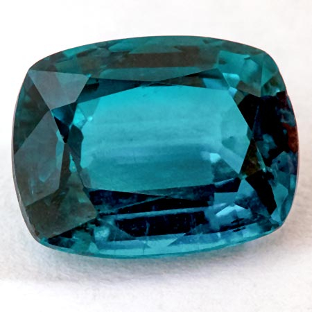 Indigoblauer Kyanit 2.31 Ct, unbehandelt