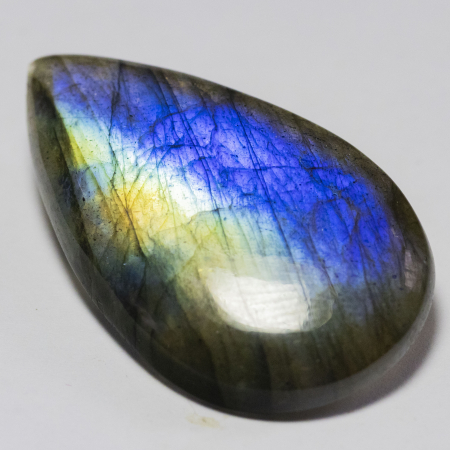 Labradorit mit 35.10 Ct