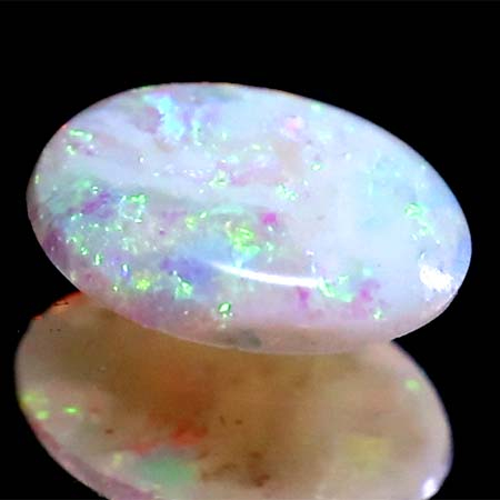 Opal mit 0.32 Ct