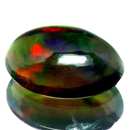 Schwarzer Opal mit 0.71 Ct