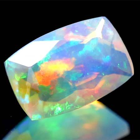 Facettierter Welo-Opal 1.13 Ct, AAA-Qualtität