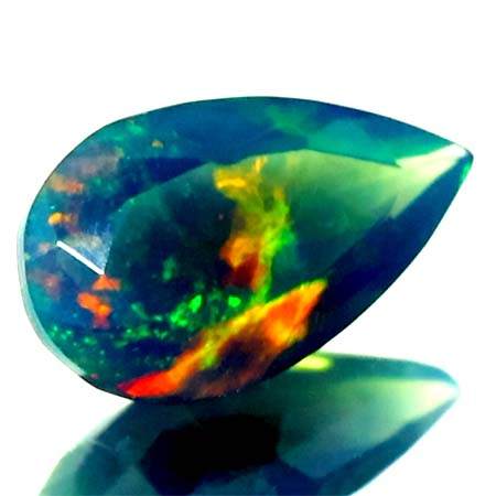 Schwarzer Opal mit 1.14 Ct - facettiert, AAA Qualität