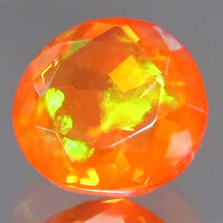 Afrikanischer Welo Feueropal mit 1.27 Ct