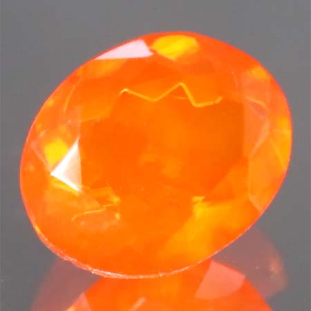 Afrikanischer Welo Feueropal mit 1.27 Ct