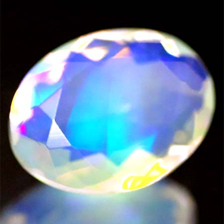 Facettierter Welo-Opal 1.28 Ct, AAA-Qualtität