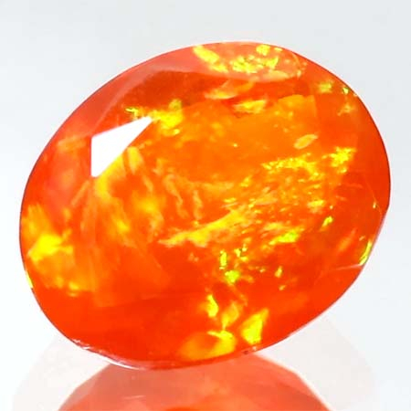 Afrikanischer Welo Feueropal mit 1.43 Ct