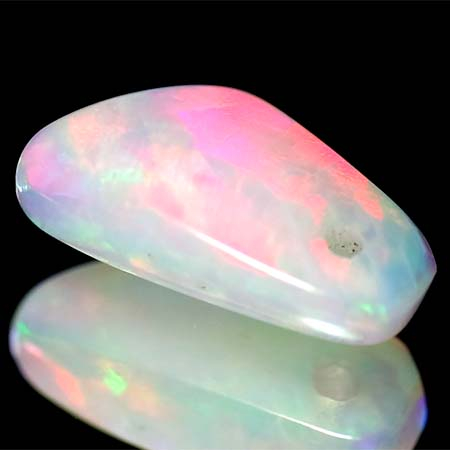 Welo Opal mit 1.47 Ct, AAA Qualität, gebohrt