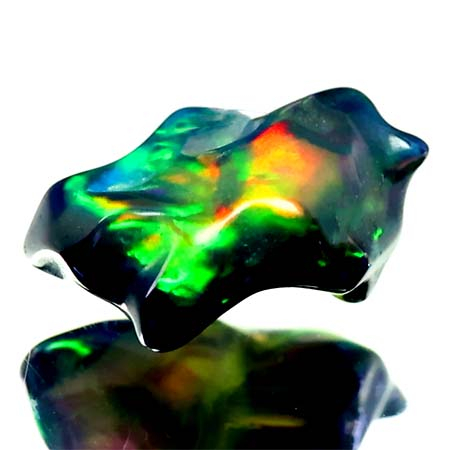 Schwarzer Opal-Kristall 2.32 Ct, AAA Grade, poliert