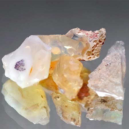 Mexikanische Feueropal Kristalle mit 9.12 Ct