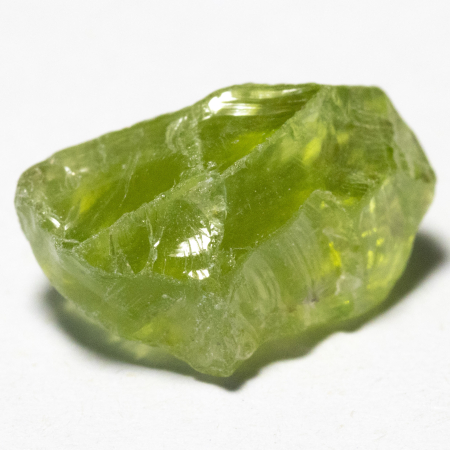 Peridot Kristall mit 4.53 Ct