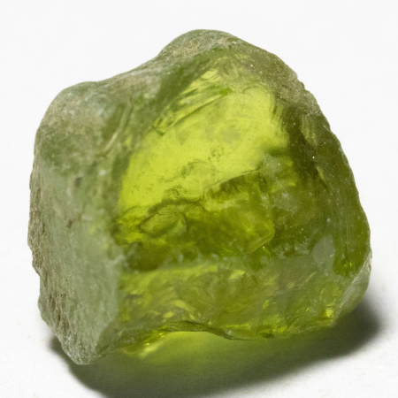 Peridot Kristall mit 5.55 Ct