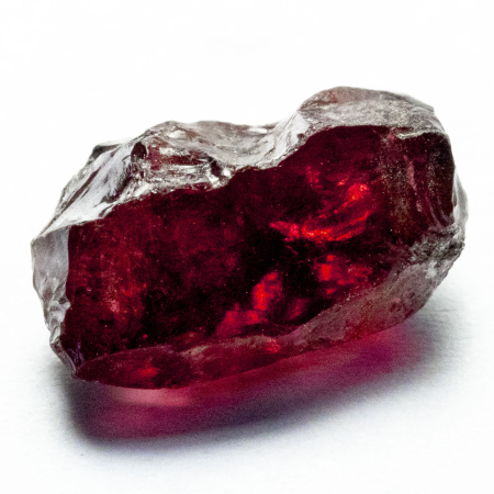Rhodolit Kristall mit 4.44 Ct