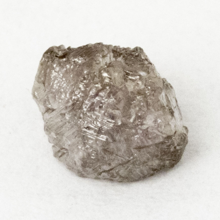 Pinkfarbener Rohdiamant mit 0.52 Ct