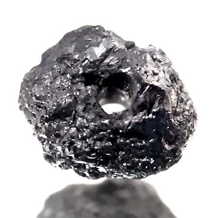 Schwarzer  Rohdiamant 1.81 Ct, gebohrt