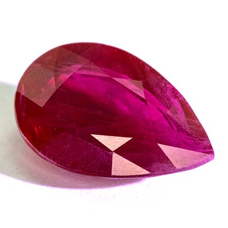 Rubin mit 2.03 Ct