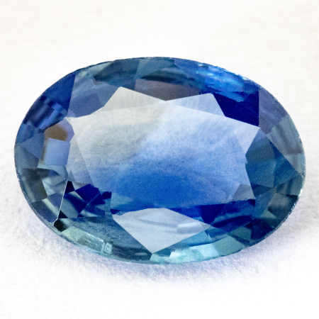 Bicolor Saphir mit 0.71 Ct