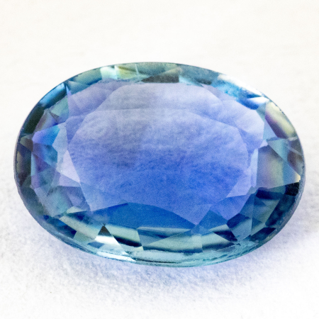 Bicolor Saphir mit 0.78 Ct