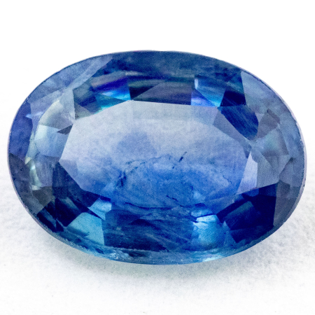 Bicolor Saphir mit 0.88 Ct, sehr leicht beschädigt