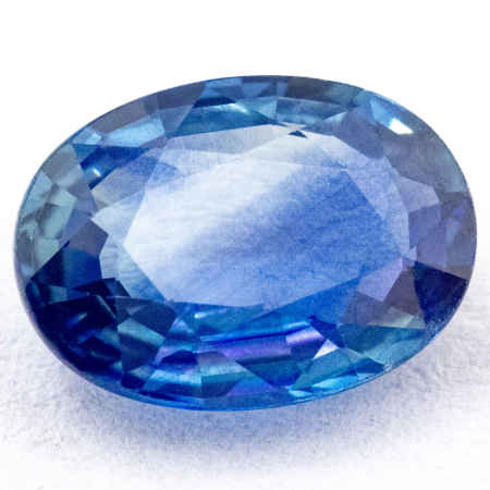 Bicolor Saphir mit 0.93 Ct