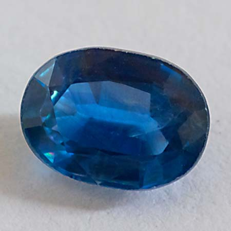 Blauer Saphir mit 1.71 Ct