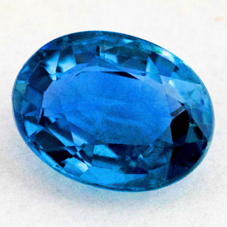 Blauer Saphir mit 1.69 Ct