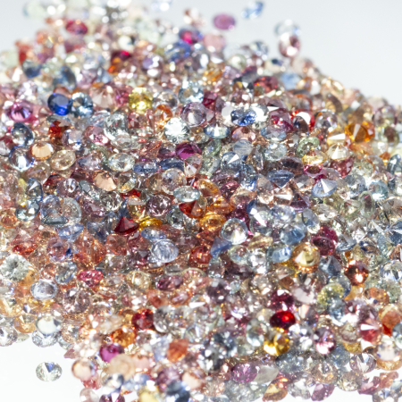 1 Ct Saphire im Brillantschliff, 1.4 mm