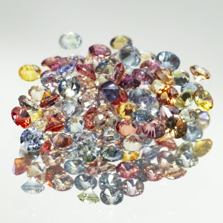 1 Ct Saphire im Brillantschliff, 1.4 mm