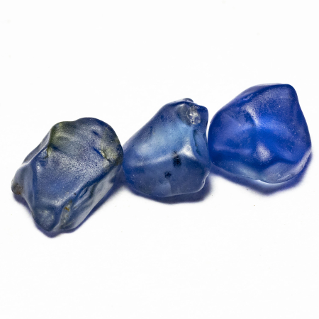 Saphir Kristalle mit 1.63 Ct, Schleifqualität