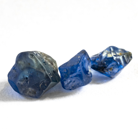 Saphir Kristalle mit 1.75 Ct, Schleifqualität