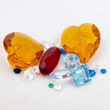 Verschiedene Schmucksteine mit 19.98 Ct