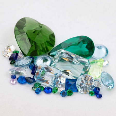 Verschiedene Schmucksteine mit 26.91 Ct