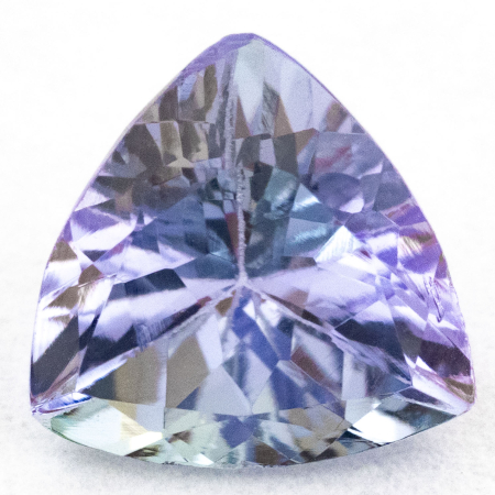 Bicolor Tansanit mit 0.61 Ct, unbehandelt