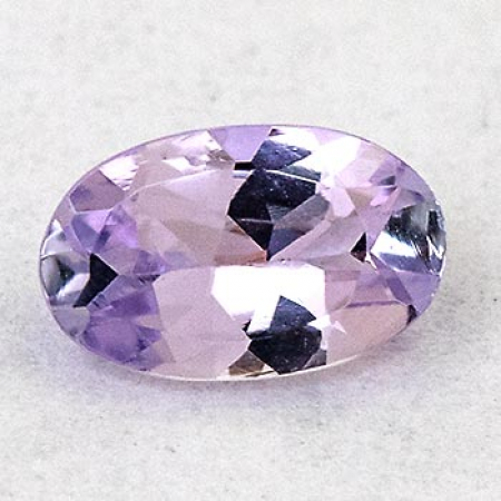 Pinkvioletter Tansanit mit 0.22 Ct