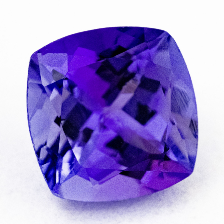 Augenreiner Tansanit mit 1.40 Ct, AA Grade