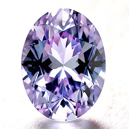 Pinkvioletter Tansanit mit 1.71 Ct