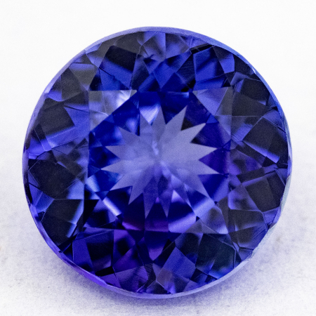 Augenreiner Tansanit mit 2.10 Ct, AA Grade