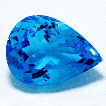 Topas in Swiss Blue mit 7.35 Ct, AAA Grade