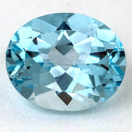 Topas in Sky Blue 9 x 7 mm, ca. 2 Ct