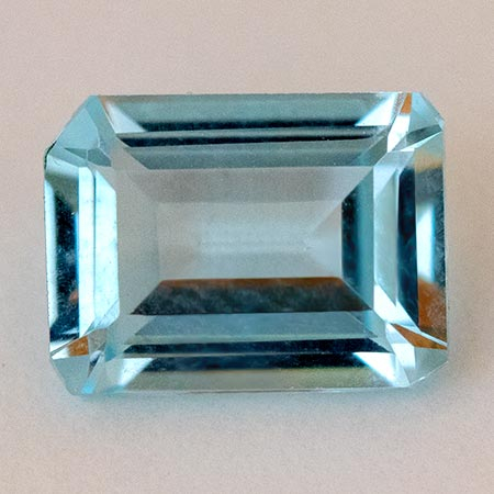 Topas in Sky Blue 6 x 4 mm, ca. 0.65 Ct