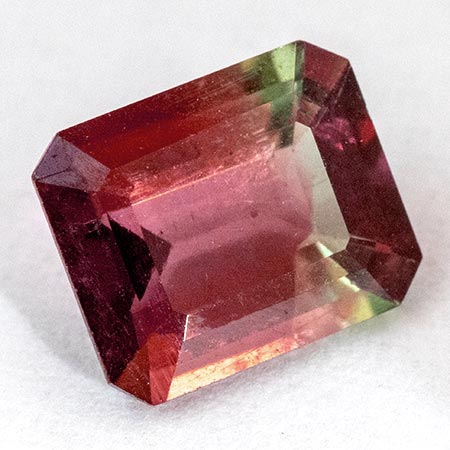 Bicolor Turmalin mit 0.85 Ct