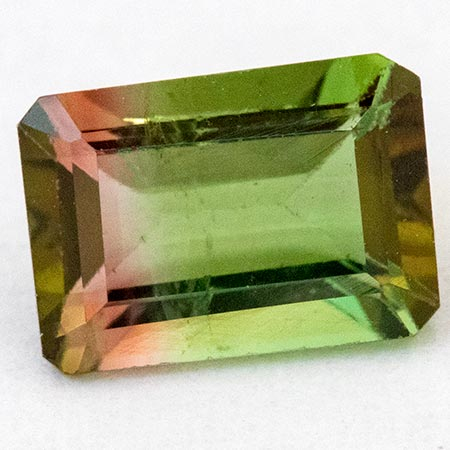 Bicolor Turmalin mit 1.04 Ct