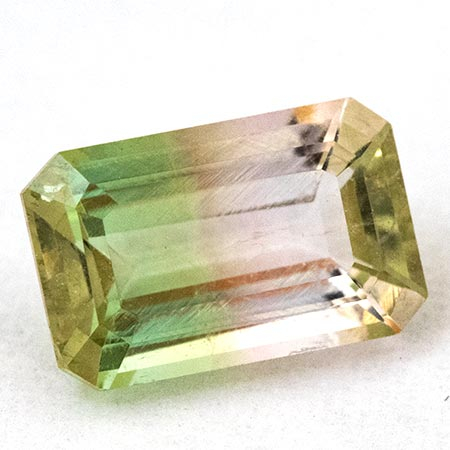 Bicolor Turmalin mit 1.04 Ct